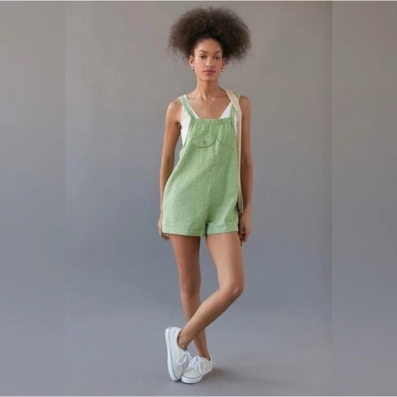Urban Outfitters Romper Shorts Cotton Linen Blend Green Overalls Pockets XS - Picture 2 of 8